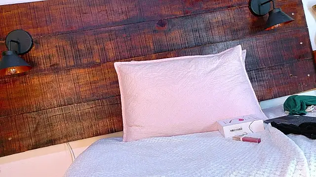 Snapshot of Angel_saez1 chatting on 01.08.26 Angel saez1 online show from 01.08.26