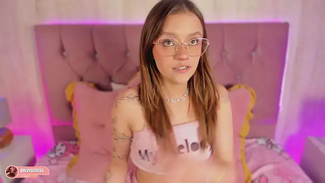 alyy cut3 online show from 04.10.26