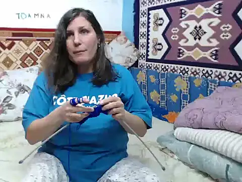 Snapshot of Adelinemilf chatting on 01.14.26 Adelinemilf online show from 01.14.26