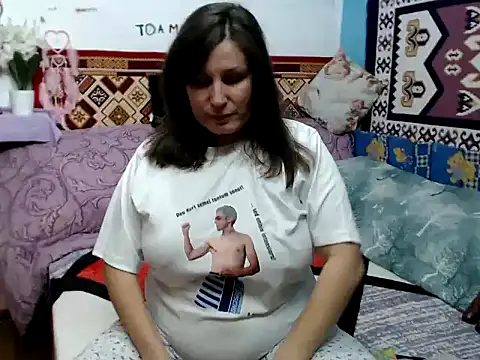 Snapshot of Adelinemilf chatting on 01.15.26 Adelinemilf online show from 01.15.26