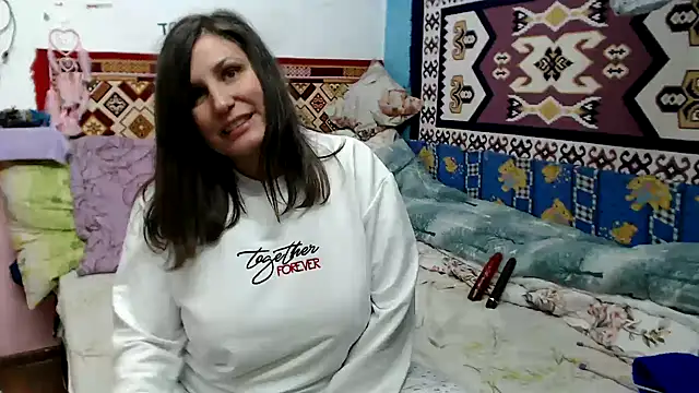 Snapshot of Adelinemilf chatting on 02.10.26 Adelinemilf online show from 02.10.26