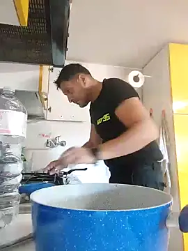 Snapshot of colosone chatting on 10.19.25 colosone online show from 10.19.25