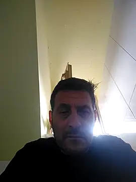 Snapshot of colosone chatting on 10.21.25 colosone online show from 10.21.25