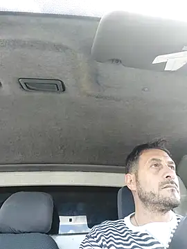 Snapshot of colosone chatting on 11.03.25 colosone online show from 11.03.25