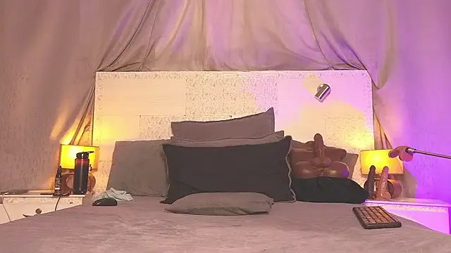 tiffanymena1 online show from 01.15.26