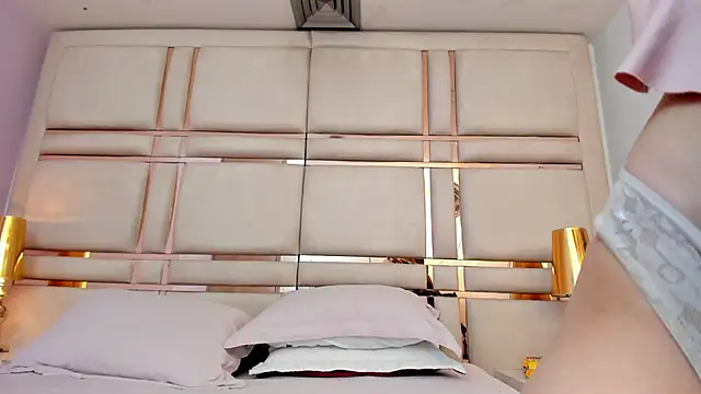 VictoriaGarret online show from 03.15.26