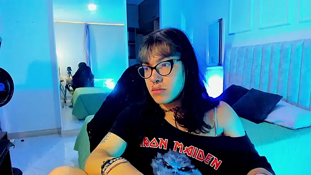 Snapshot of lilith_ayanami chatting on 06.25.26 lilith ayanami online show from 06.25.26