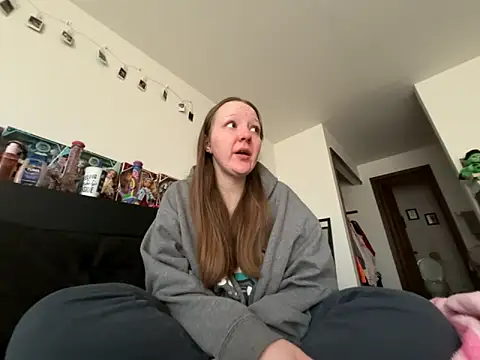 Snapshot of prettygirltracy_12 chatting on 02.03.26 prettygirltracy 12 online show from 02.03.26