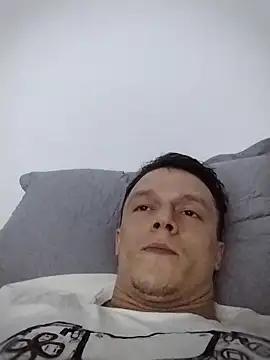 Snapshot of RAFAELQUINTEROSCAVALHEI chatting on 04.05.26 RAFAELQUINTEROSCAVALHEI online show from 04.05.26