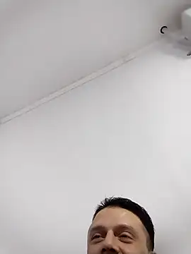 Snapshot of RAFAELQUINTEROSCAVALHEI chatting on 04.06.26 RAFAELQUINTEROSCAVALHEI online show from 04.06.26