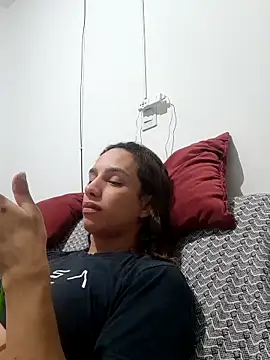 ofjuliaa online show from 04.07.26