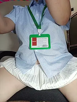 Snapshot of Lyna_sexy24 chatting on 06.06.26 Lyna sexy24 online show from 06.06.26