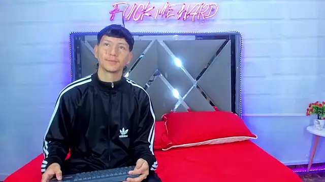 Snapshot of BunnyLove_ chatting on 02.24.26 BunnyLove online show from 02.24.26