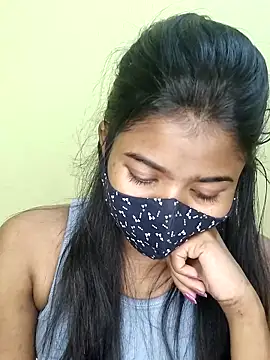 Snapshot of trinasa chatting on 02.14.26 trinasa online show from 02.14.26