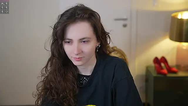 Snapshot of Orly_flame chatting on 02.01.26 Orly flame online show from 02.01.26