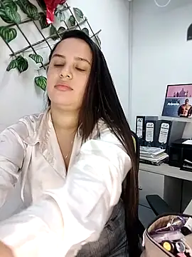 Snapshot of Victoria_Poncce1 chatting on 02.25.26 Victoria Poncce1 online show from 02.25.26