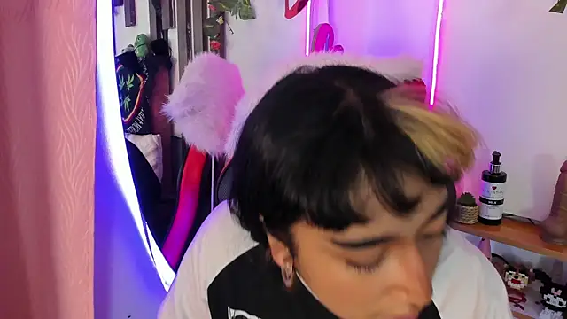 MeowMota  online show from 05.19.26