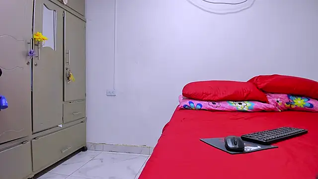 vennuss19 online show from 04.11.26