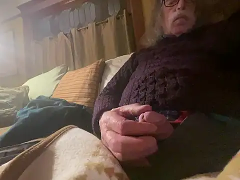 Snapshot of LickYourYoni chatting on 02.03.26 LickYourYoni online show from 02.03.26