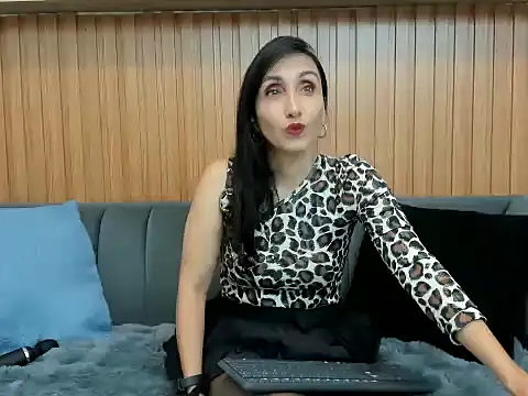 Snapshot of Riley_Reid_Milf chatting on 05.04.26 Riley Reid Milf online show from 05.04.26