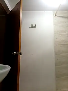 aunstin mohamme online show from 04.12.26