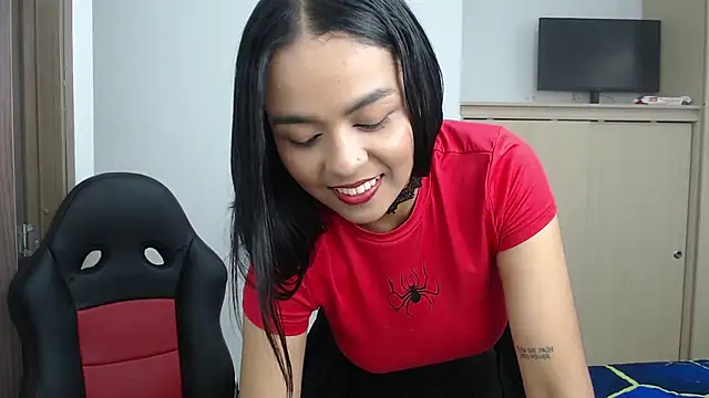 Snapshot of manuela99x chatting on 02.05.26 manuela99x online show from 02.05.26