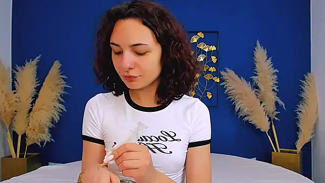 Snapshot of RIANA_SI chatting on 01.10.26 RIANA SI online show from 01.10.26