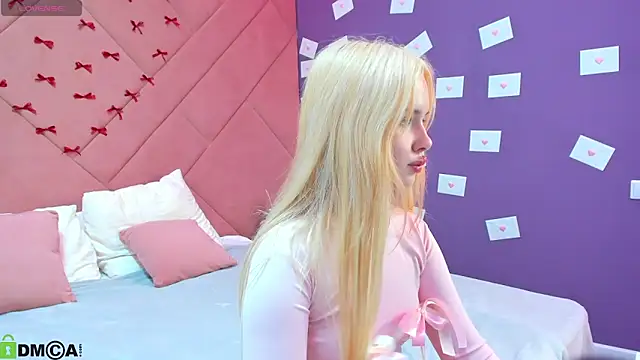 NicoletaCooper online show from 02.11.26