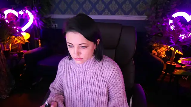 Dafni Monn online show from 01.16.25