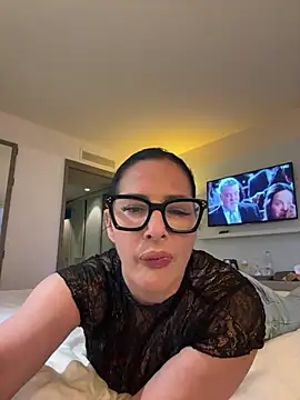 Maya-www online show from 02.20.26