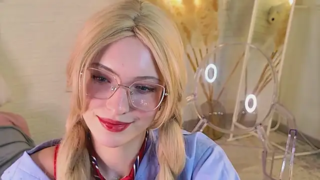 Yayaa Love online show from 03.15.26