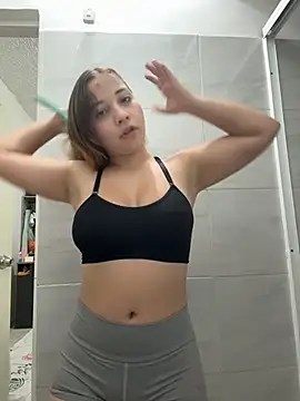 Snapshot of AliciaWhite_nt chatting on 06.25.26 AliciaWhite nt online show from 06.25.26