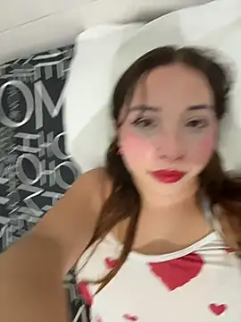 Snapshot of AliciaWhite_nt chatting on 07.08.26 AliciaWhite nt online show from 07.08.26