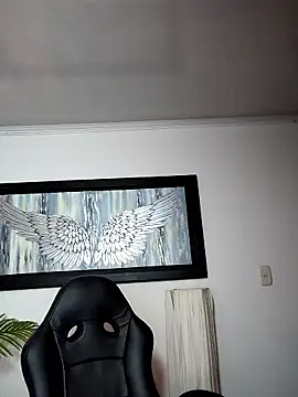 VictoriaPaker online show from 01.12.26