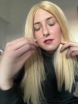 Snapshot of SpeedFitPrincess chatting on 02.25.26 SpeedFitPrincess online show from 02.25.26