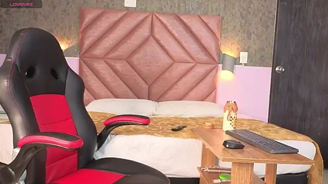 tabata monroe online show from 01.14.26