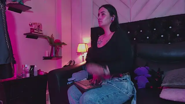 Scaarlett prince online show from 02.26.26