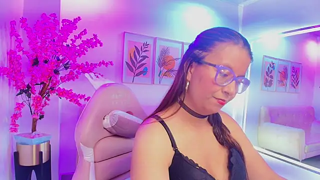 Amber  rouge online show from 01.10.26