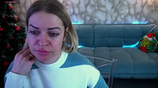 AnnaRayy online show from 01.10.26