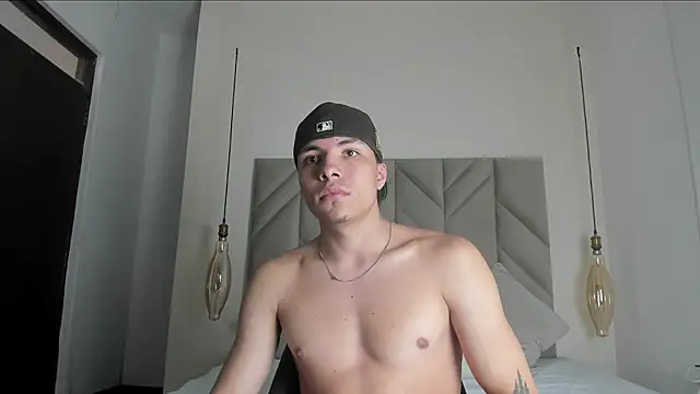 Snapshot of LoganGreys chatting on 01.31.26 LoganGreys online show from 01.31.26