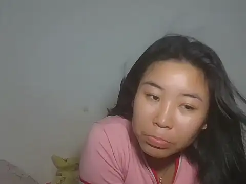 Zyeiii online show from 04.12.26