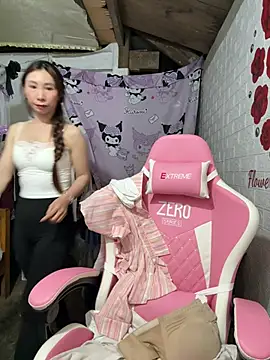 Snapshot of Adela-222 chatting on 05.04.26 Adela-222 online show from 05.04.26