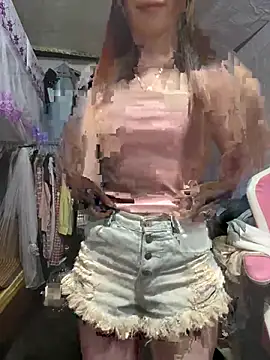 Snapshot of Adela-222 chatting on 06.16.26 Adela-222 online show from 06.16.26