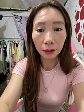 Snapshot of Adela-222 chatting on 08.02.26 Adela-222 online show from 08.02.26