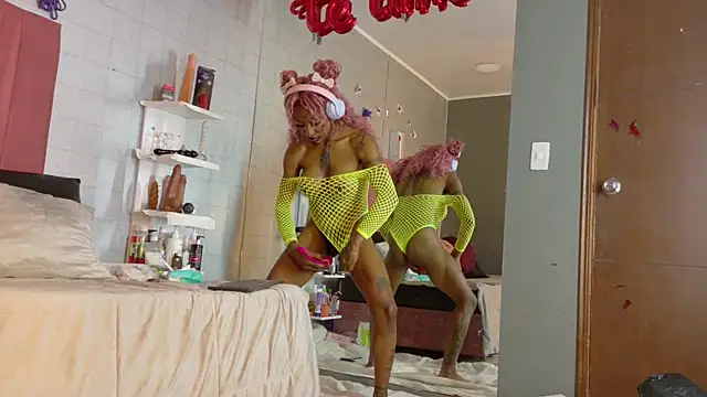 DaniaMarcell online show from 03.21.26