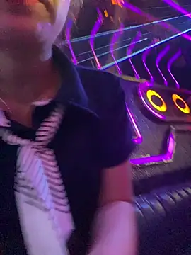 Angela loveee online show from 04.17.26