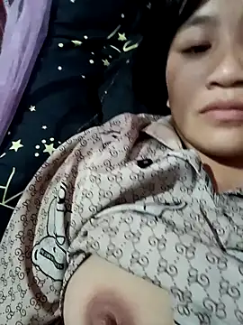 Snapshot of han-camx chatting on 02.15.26 han-camx online show from 02.15.26