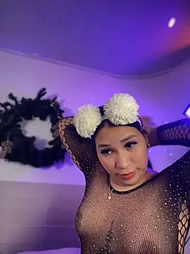 YaraXX1 online show from 02.17.26