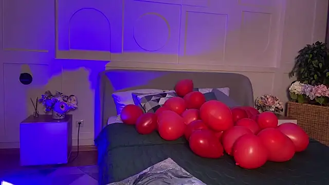  SilkyShadow  online show from 02.16.26