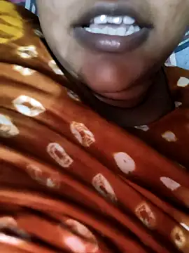 Snapshot of Desi_Nil_pori chatting on 04.24.26 Desi Nil pori online show from 04.24.26